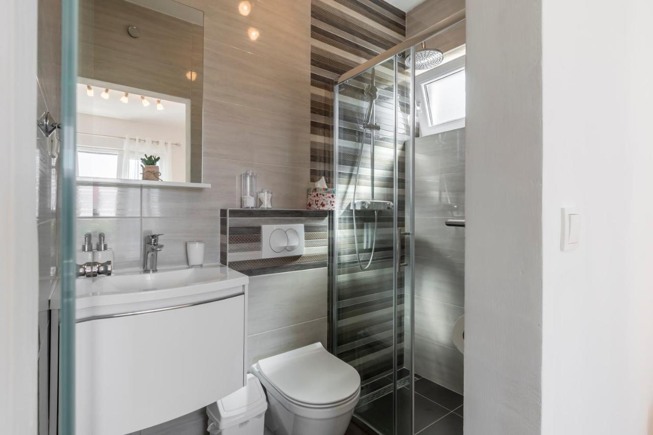 Gostinjska kuća Hvar De Luxe 3*