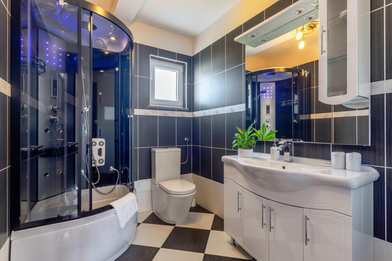 Gostinjska kuća Hvar De Luxe 3*