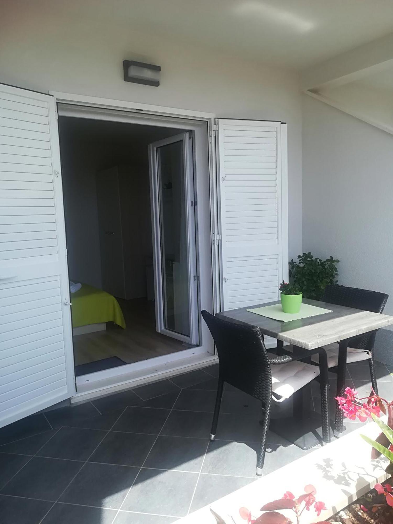Gostinjska kuća Hvar De Luxe 3*